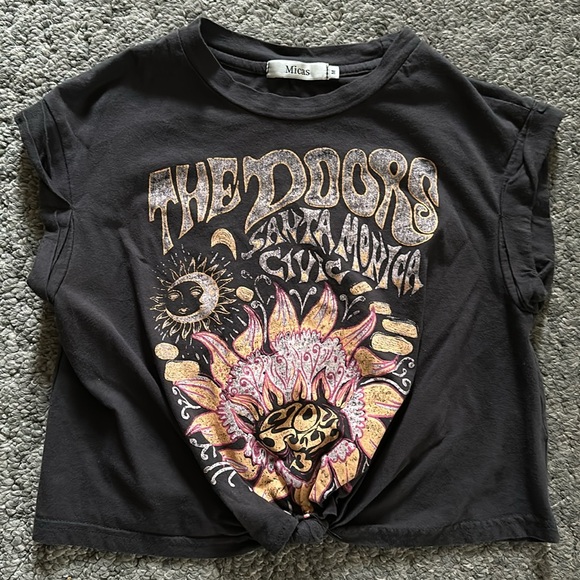 Micas Graphic Print The Doors Dark Gray Cropped Tee - Picture 1 of 6